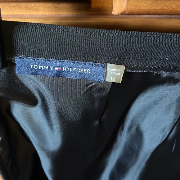 Lined black Pencil Skirt - Picture 3 of 5